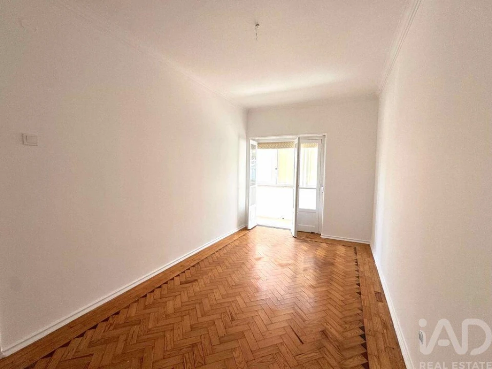 Apartamento T2 para Venda em Cacém e São Marcos Foto 31