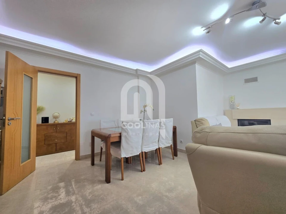Apartamento T3 para Venda em Fernao Ferro Foto 9