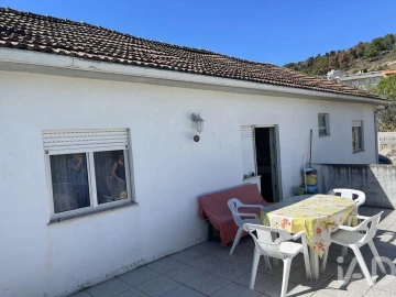 Moradia T3 para Venda em Alijo