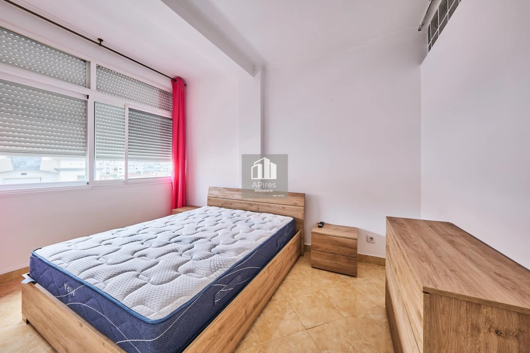 Apartamento T2 para Venda em Costa da Caparica Foto 10