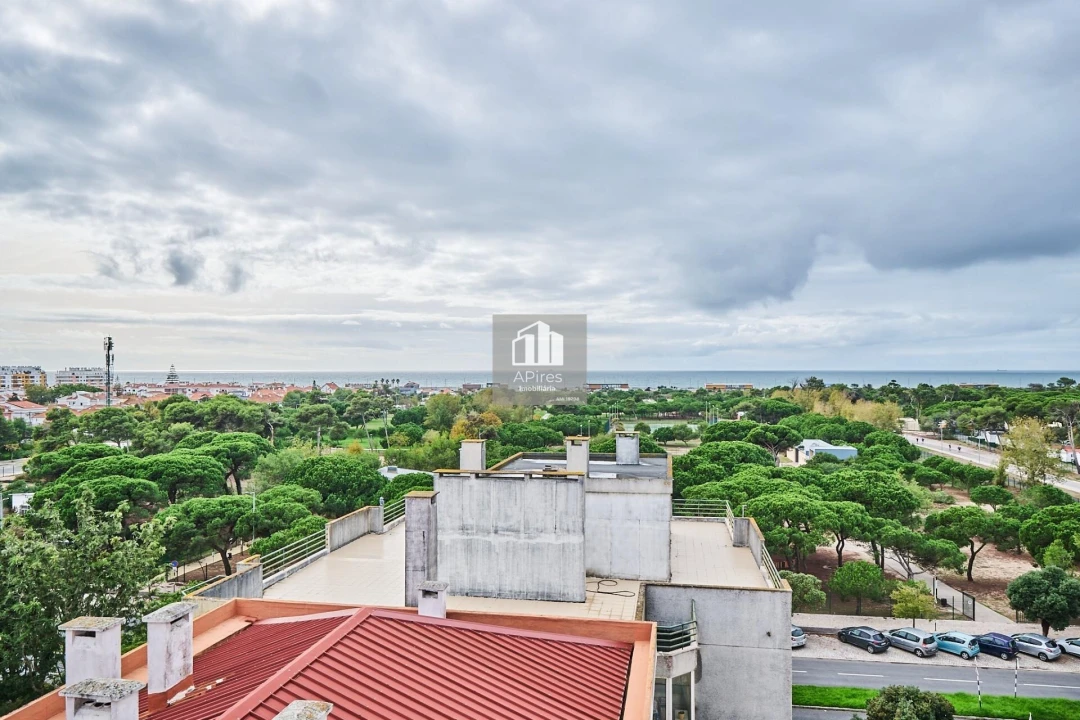Apartamento T2 para Venda em Costa da Caparica Foto 21