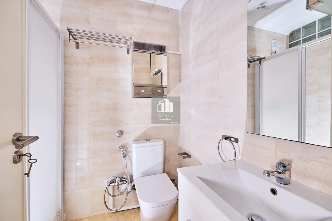 Apartamento T2 para Venda em Costa da Caparica Foto 14