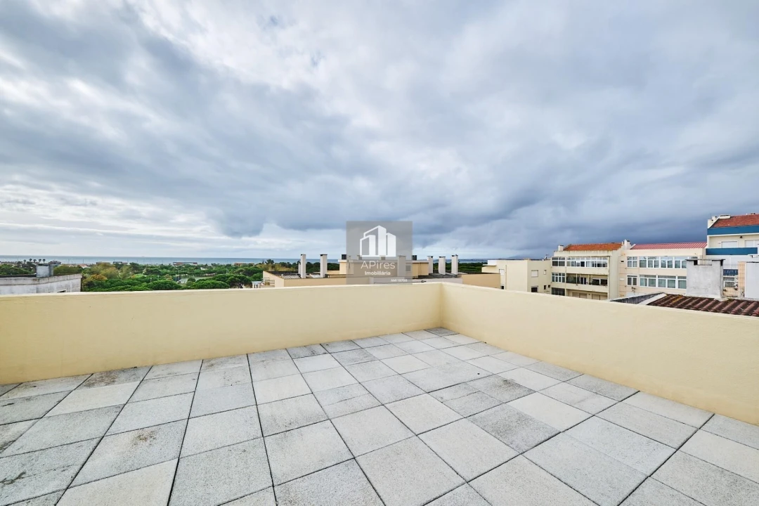 Apartamento T2 para Venda em Costa da Caparica Foto 20