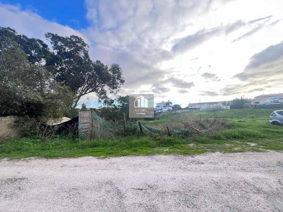 Terreno para Venda em Charneca de Caparica e Sobreda Foto 5