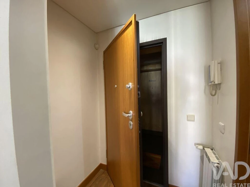 Apartamento T1 para Arrendamento em Bonfim Foto 23