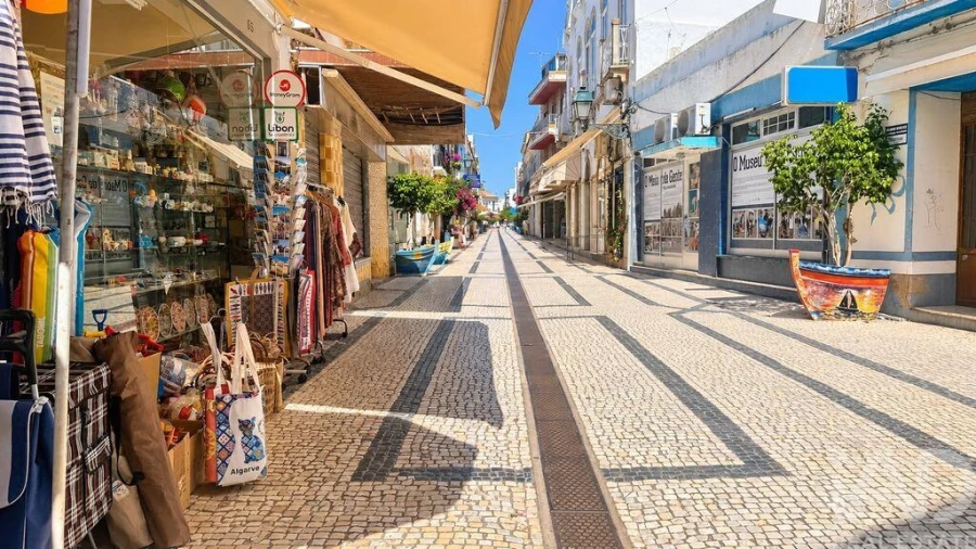 Prédio para Venda em Olhão Foto 31
