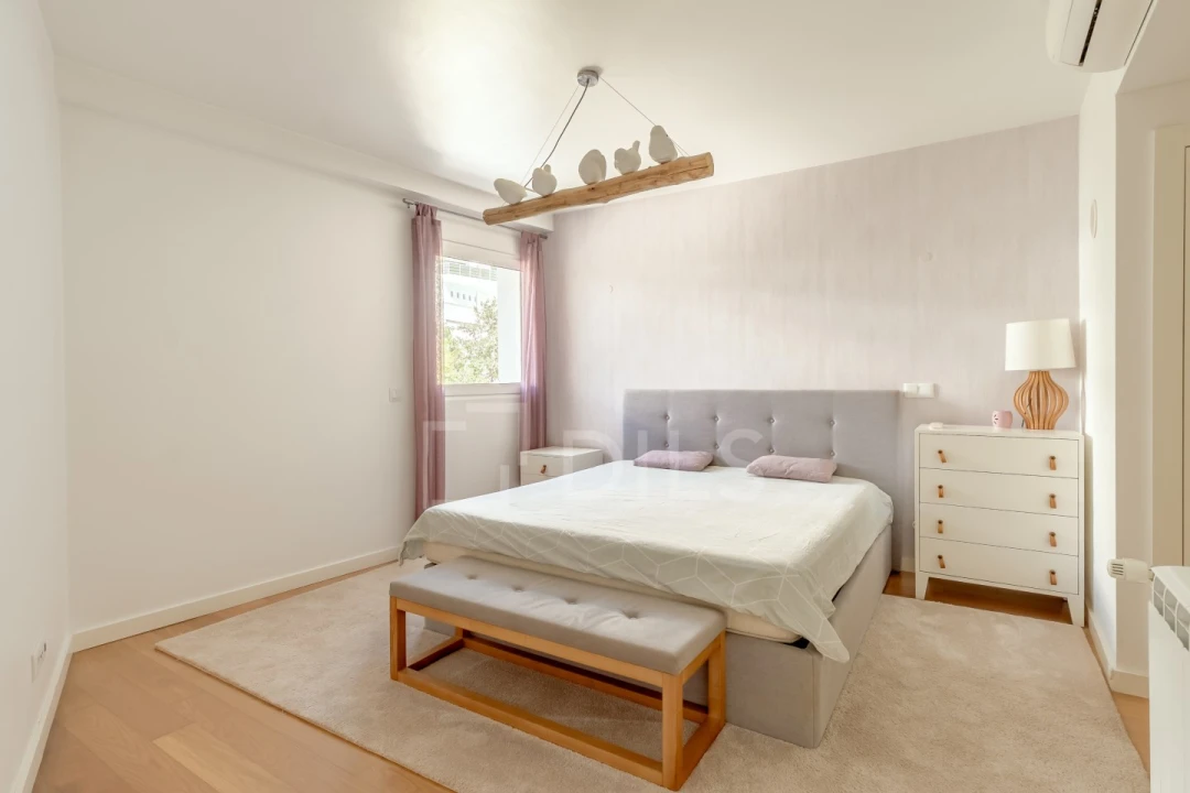 Apartamento T2 para Venda em Algés, Linda-A-Velha e Cruz Quebrada-Dafundo Foto 7