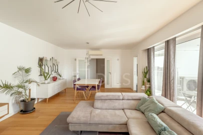 Apartamento T2 para Venda em Algés, Linda-A-Velha e Cruz Quebrada-Dafundo