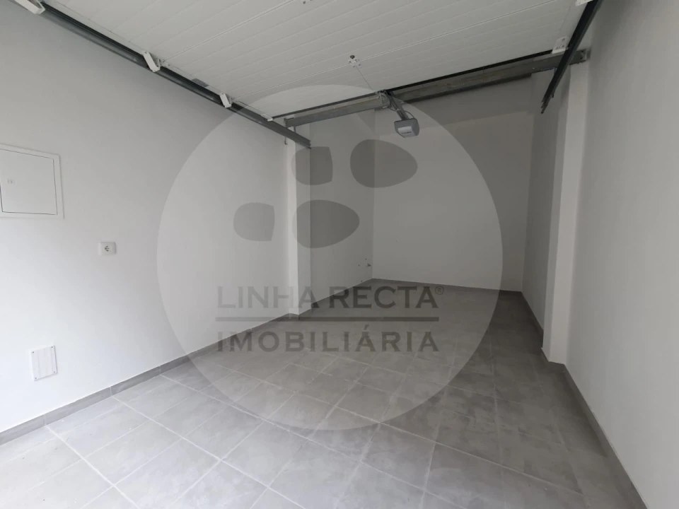 Garagem para Arrendamento em União das Freguesias de Setúbal Foto 13