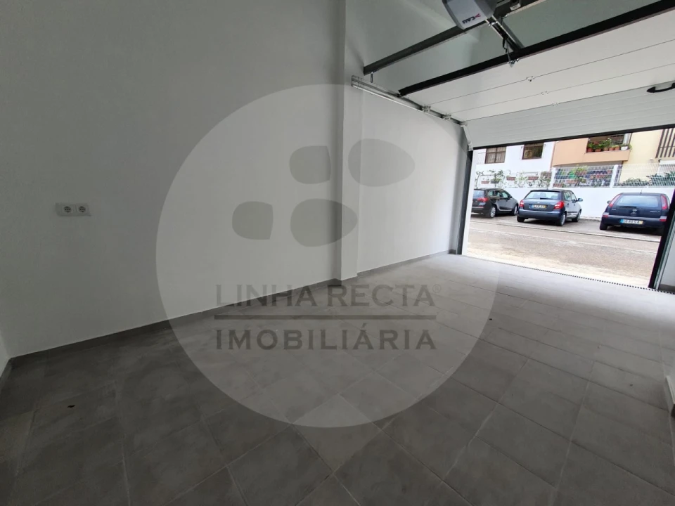 Garagem para Arrendamento em União das Freguesias de Setúbal Foto 6