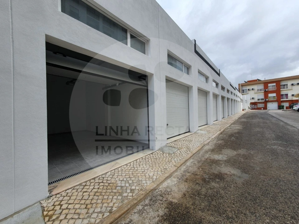 Garagem para Arrendamento em União das Freguesias de Setúbal Foto 8