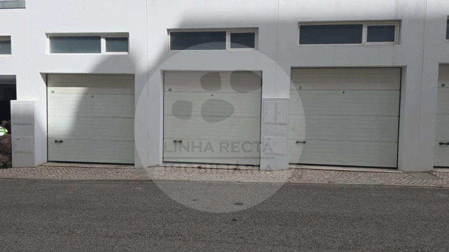 Garagem para Arrendamento em União das Freguesias de Setúbal Foto 9