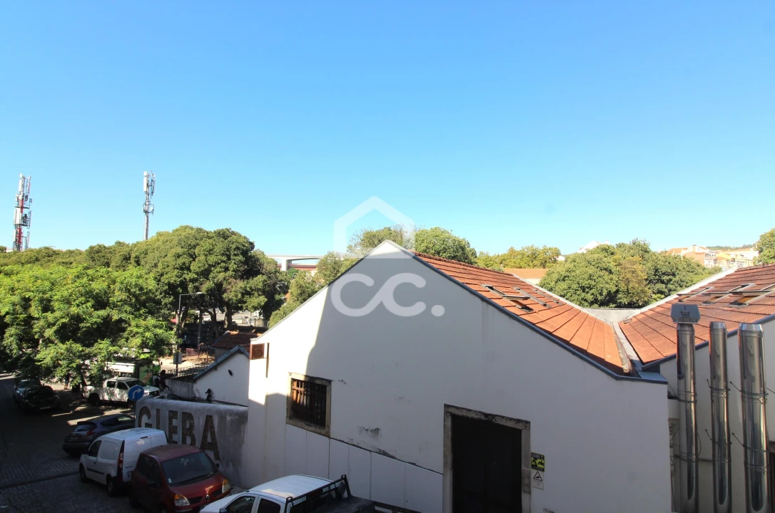 Apartamento T1 para Arrendamento em Estrela Foto 26