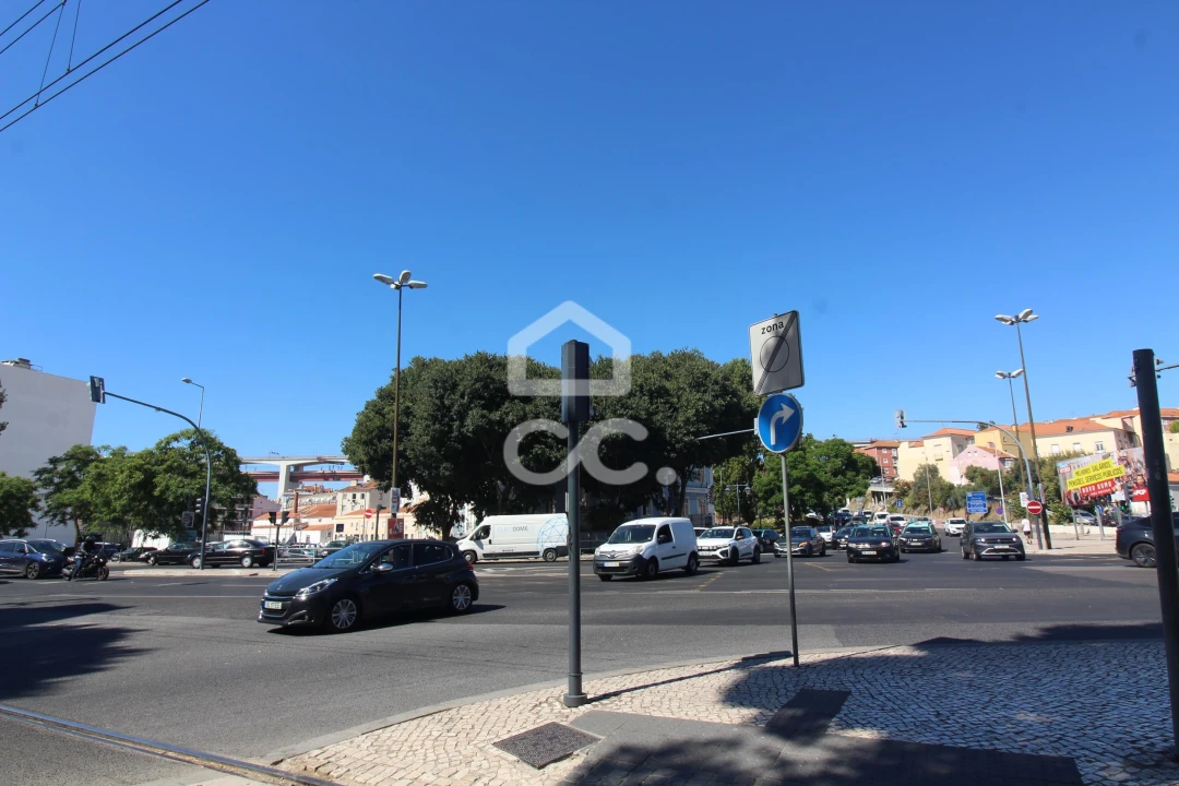 Apartamento T1 para Arrendamento em Estrela Foto 34