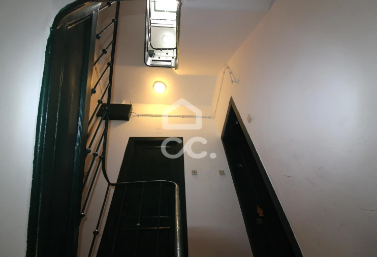 Apartamento T1 para Arrendamento em Estrela Foto 4