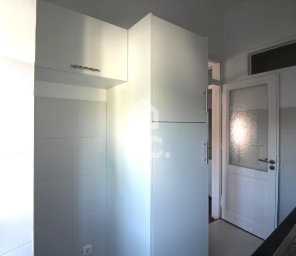 Apartamento T1 para Arrendamento em Estrela Foto 22