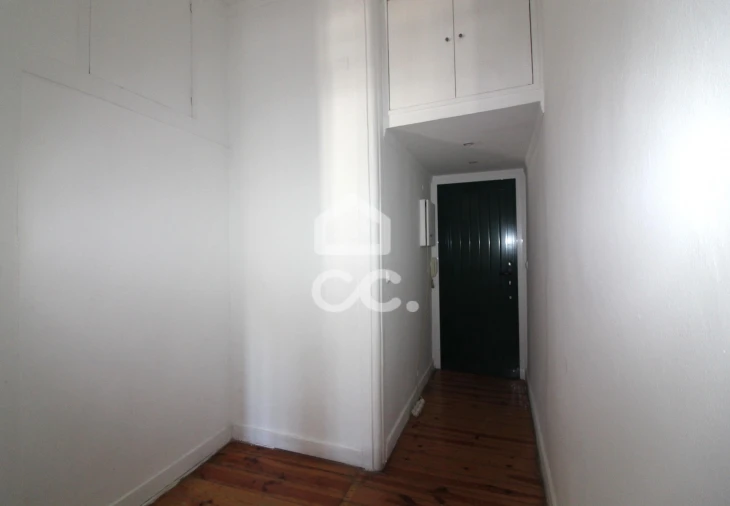 Apartamento T1 para Arrendamento em Estrela Foto 5