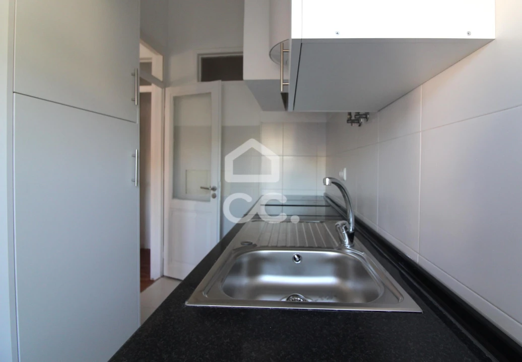 Apartamento T1 para Arrendamento em Estrela Foto 20