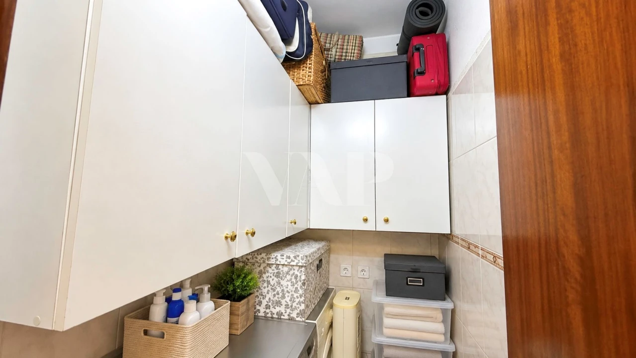 Apartamento T2 para Venda em Quarteira Foto 14