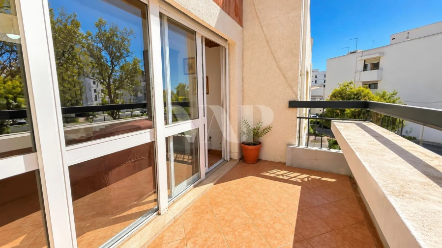 Apartamento T2 para Venda em Quarteira Foto 10