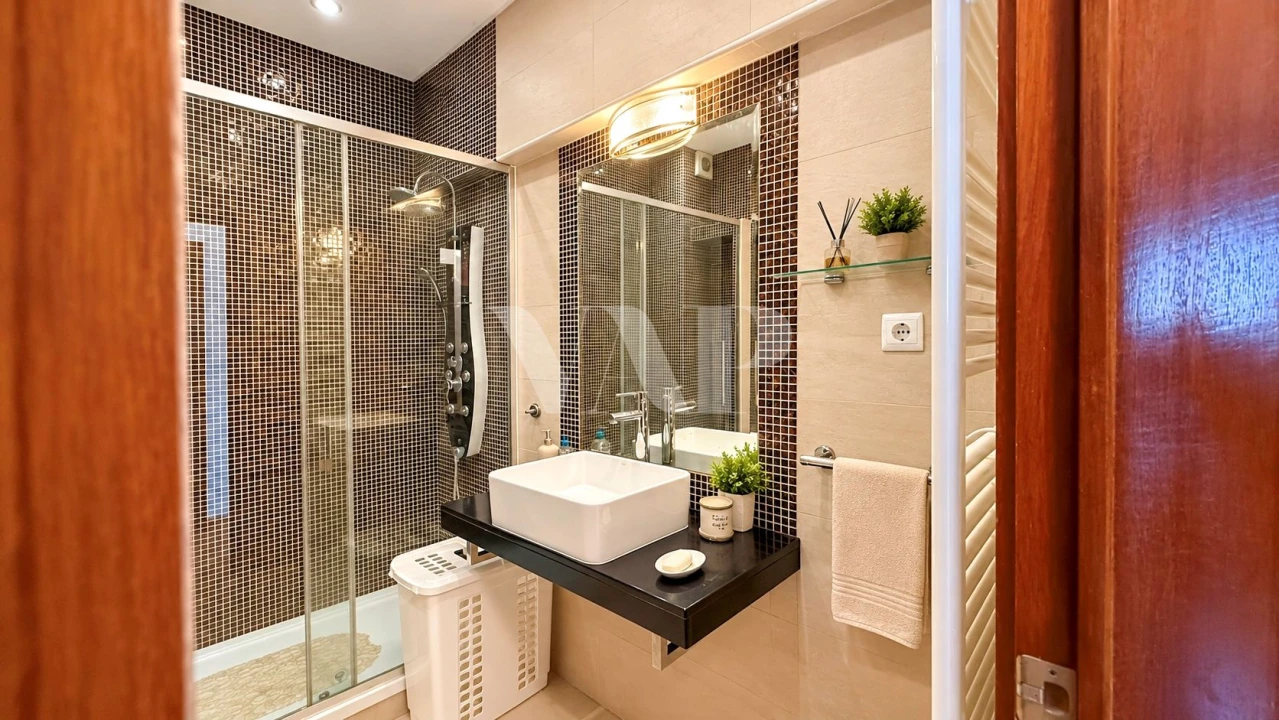 Apartamento T2 para Venda em Quarteira Foto 16