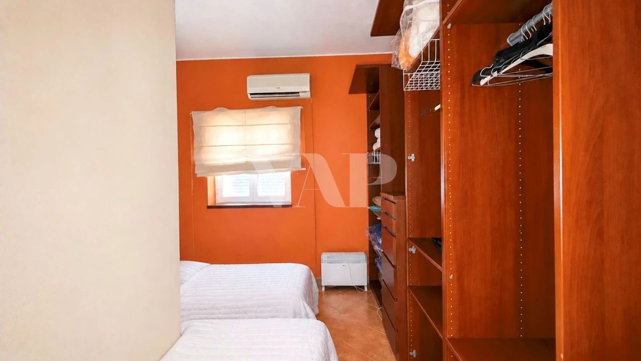 Apartamento T2 para Venda em Quarteira Foto 19