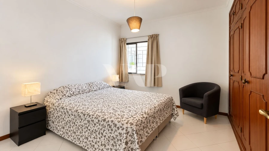Apartamento T1 para Venda em Quarteira Foto 3