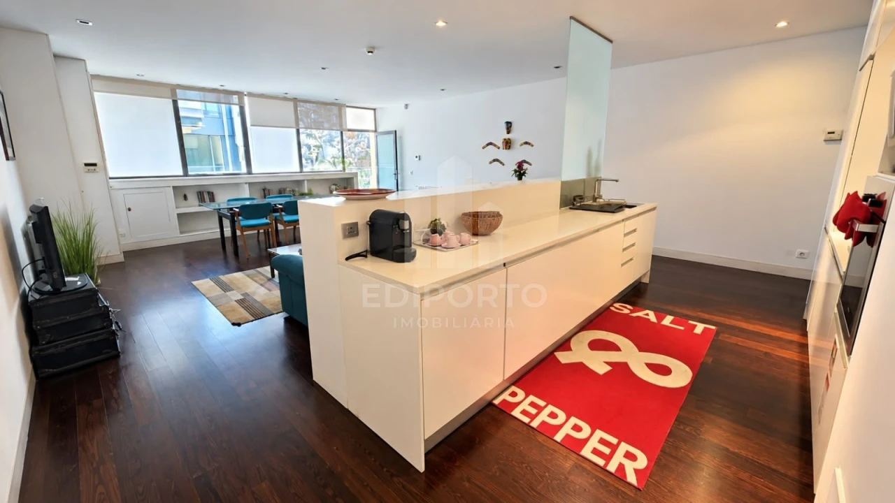 Apartamento T2 para Arrendamento em Cedofeita, Santo Ildefonso, Sé, Miragaia, São Nicolau e Vitória Foto 6