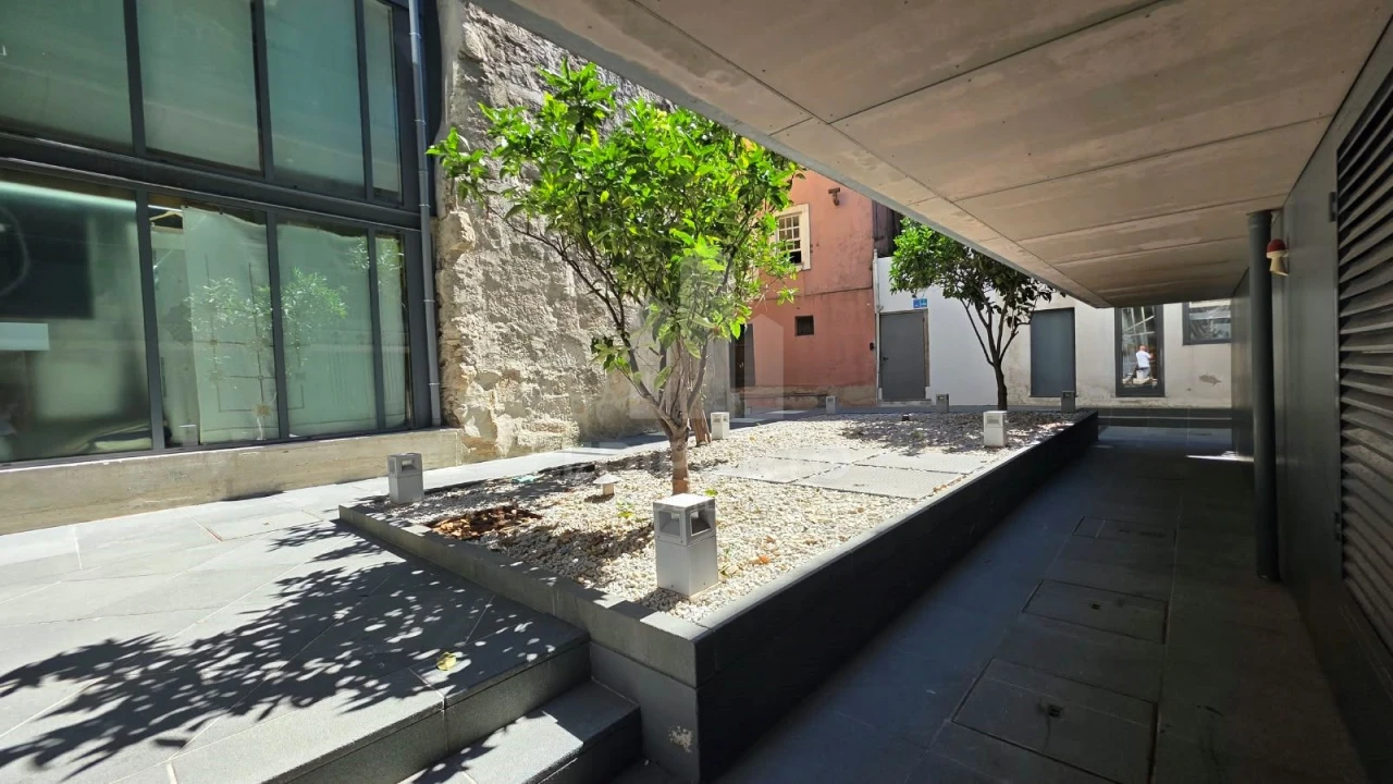 Apartamento T2 para Arrendamento em Cedofeita, Santo Ildefonso, Sé, Miragaia, São Nicolau e Vitória Foto 10