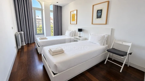 Apartamento T2 para Arrendamento em Cedofeita, Santo Ildefonso, Sé, Miragaia, São Nicolau e Vitória