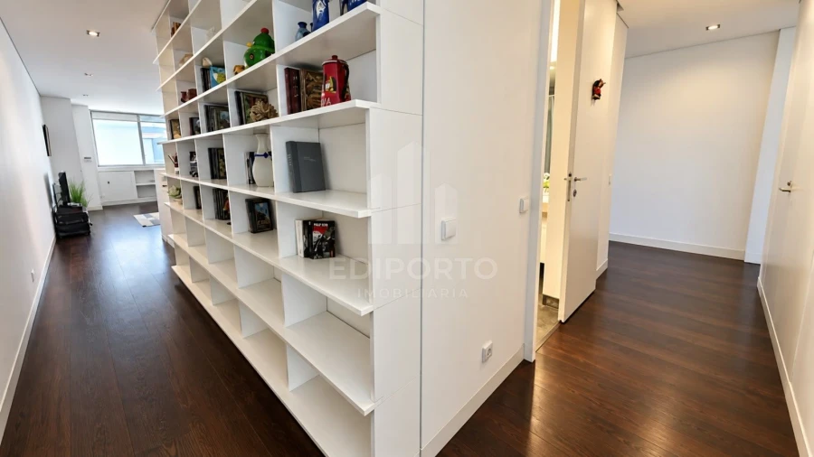 Apartamento T2 para Arrendamento em Cedofeita, Santo Ildefonso, Sé, Miragaia, São Nicolau e Vitória Foto 5