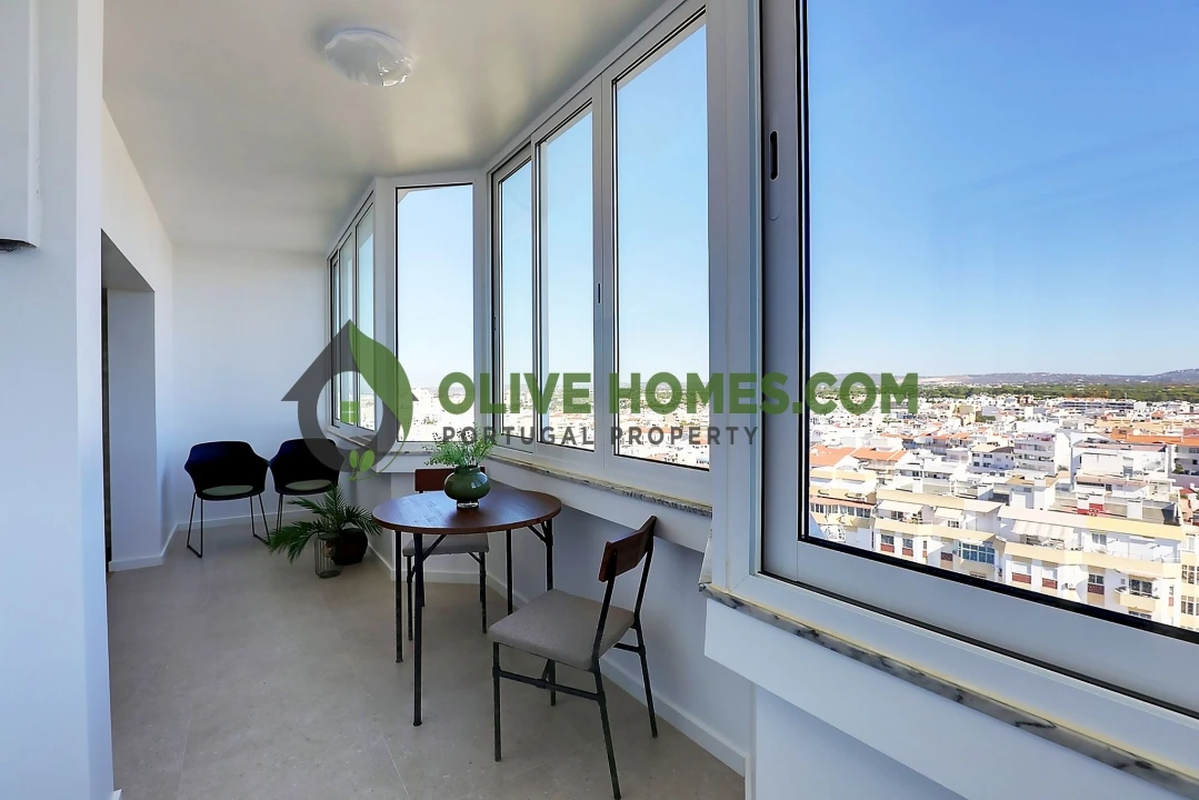 Apartamento T1 para Venda em Quarteira Foto 11