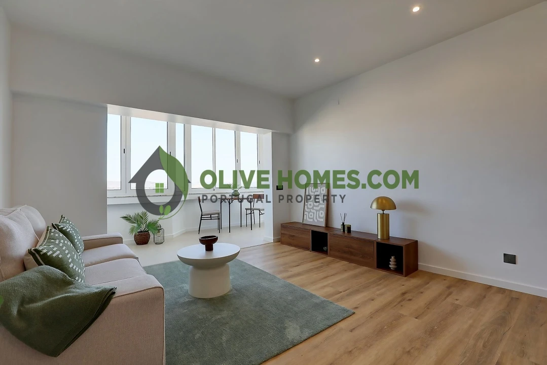 Apartamento T1 para Venda em Quarteira Foto 8