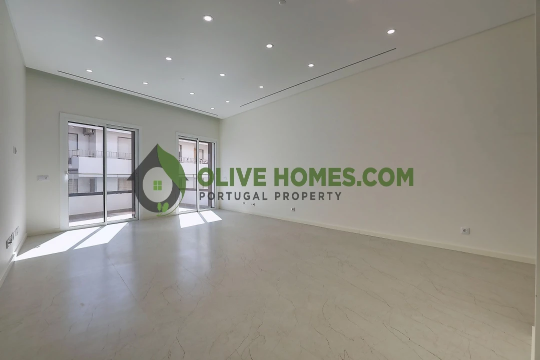 Apartamento T1 para Venda em Quarteira Foto 3