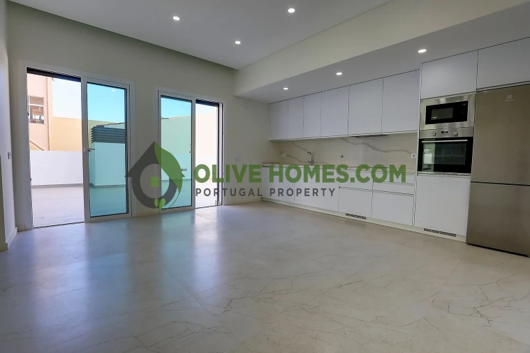 Apartamento T1 para Venda em Quarteira Foto 7