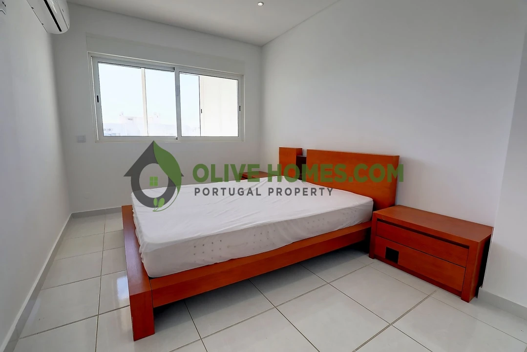Apartamento T2 para Venda em Quarteira Foto 9
