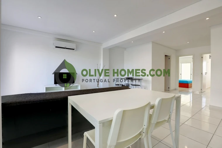 Apartamento T2 para Venda em Quarteira Foto 4