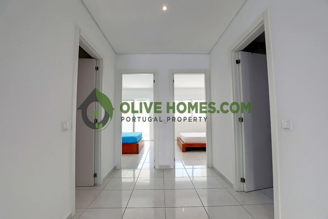 Apartamento T2 para Venda em Quarteira Foto 8