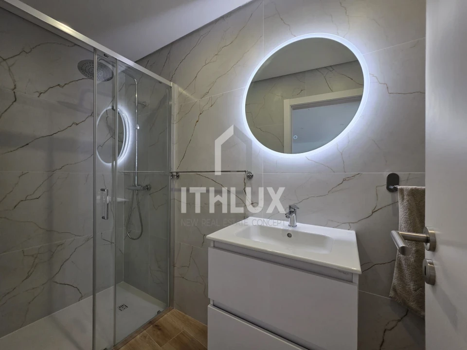 Apartamento T2 para Venda em Olhão Foto 4