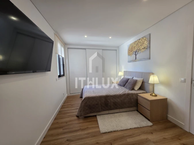 Apartamento T2 para Venda em Olhão Foto 6