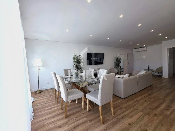 Apartamento T2 para Venda em Olhão Foto 16