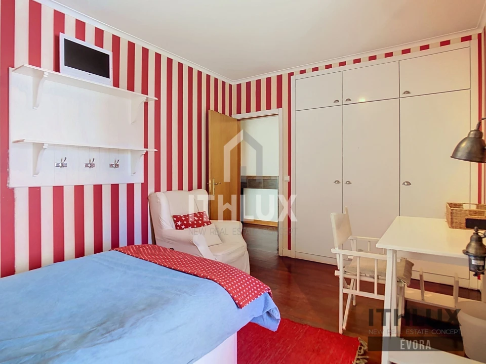 Apartamento T3 para Arrendamento em Beja (Santiago Maior e São João Baptista) Foto 11