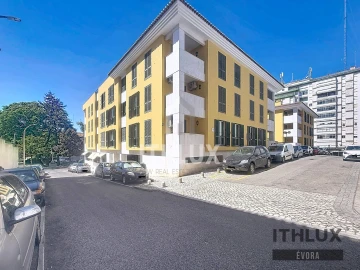 Apartamento T3 para Arrendamento em Beja (Santiago Maior e São João Baptista)