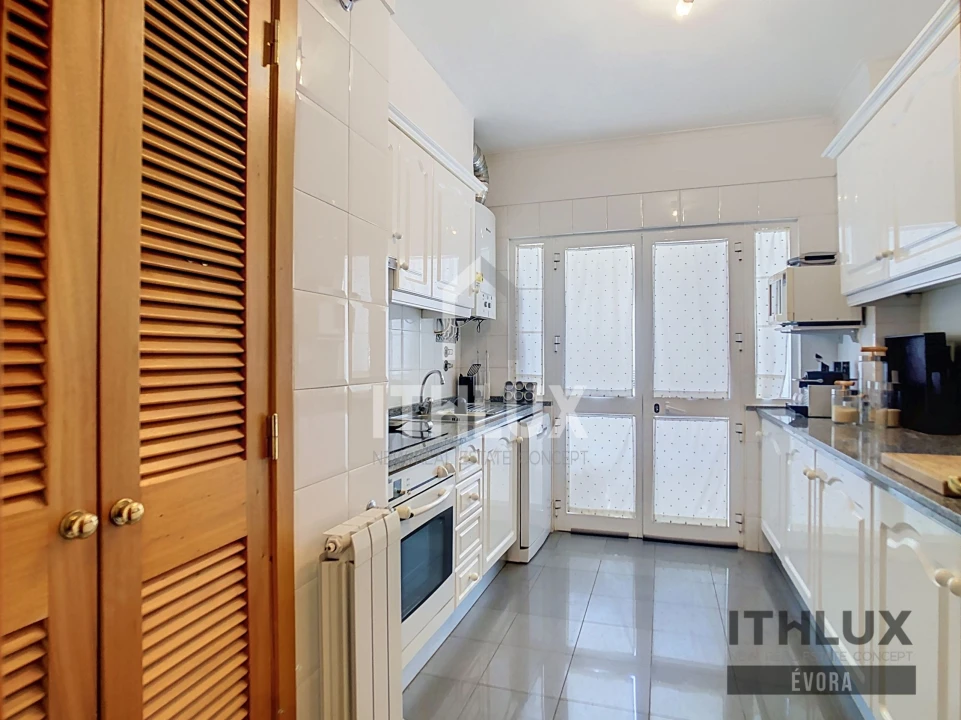 Apartamento T3 para Arrendamento em Beja (Santiago Maior e São João Baptista) Foto 5