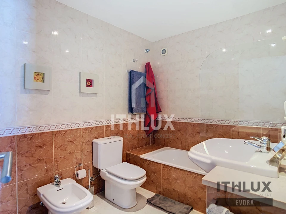 Apartamento T3 para Arrendamento em Beja (Santiago Maior e São João Baptista) Foto 13