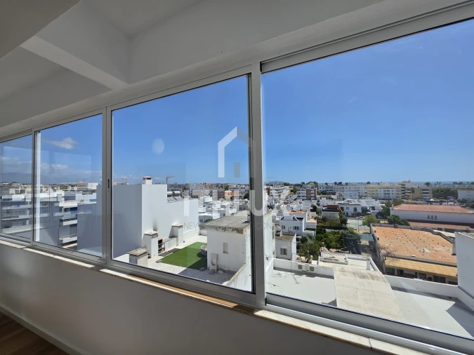 Apartamento T3 para Venda em Olhão Foto 12