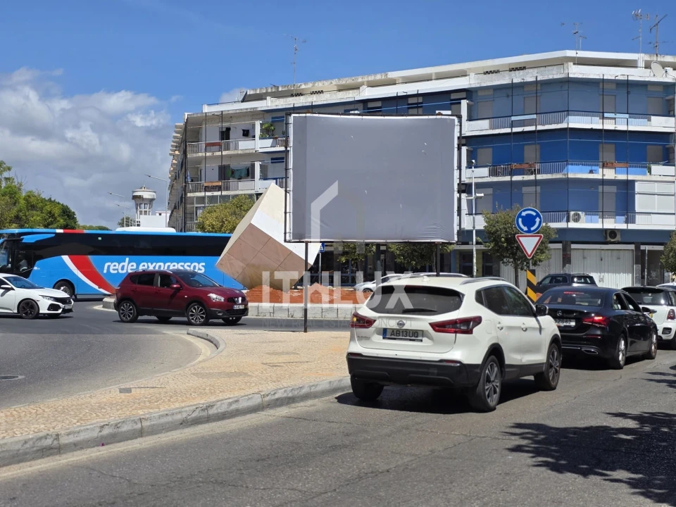 Apartamento T3 para Venda em Olhão Foto 13