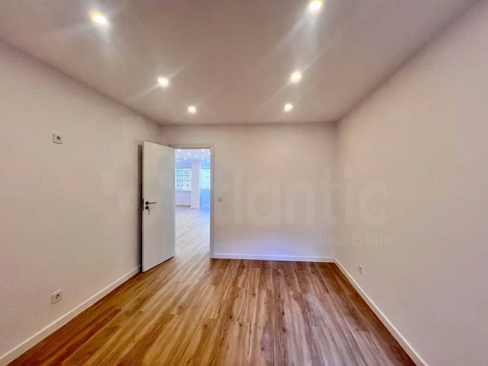 Apartamento T2 para Venda em Encosta do Sol Foto 12