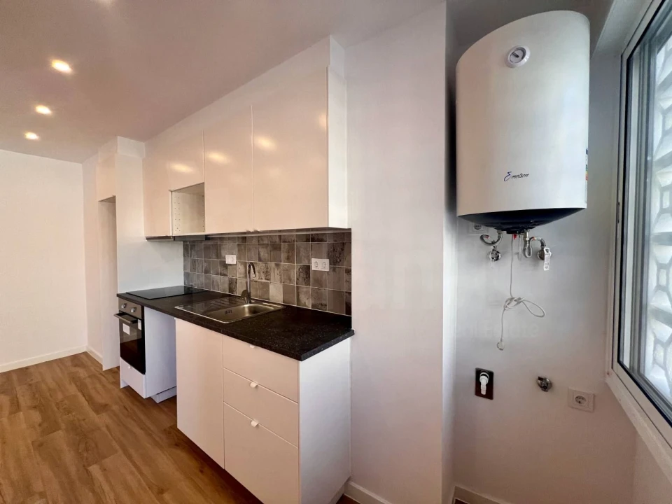 Apartamento T2 para Venda em Encosta do Sol Foto 6