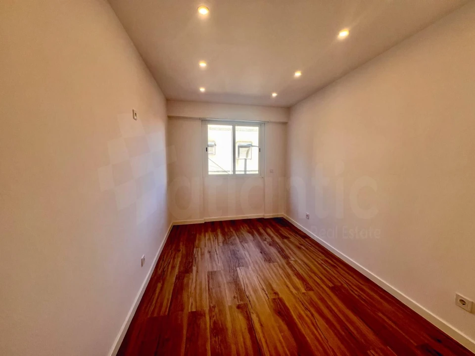 Apartamento T2 para Venda em Encosta do Sol Foto 7